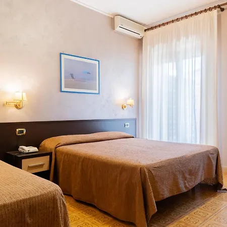 Hotel Riviera Trani Exterior photo