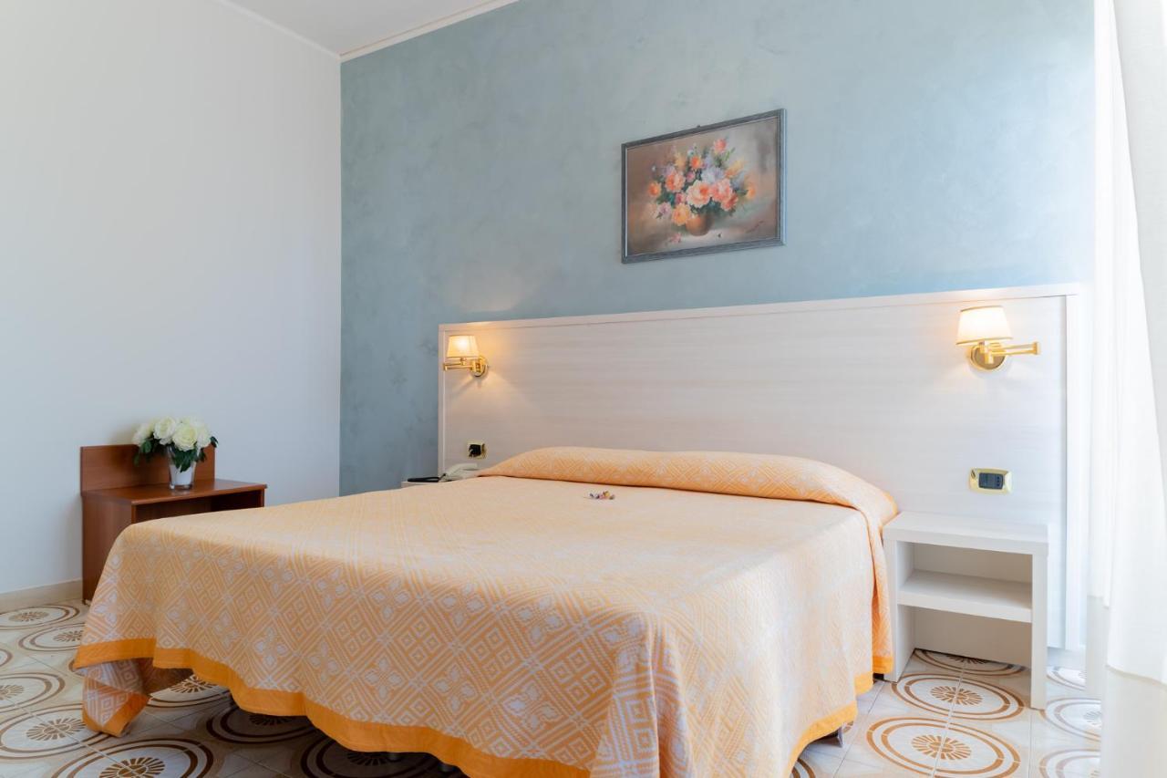 Riviera 3* Trani