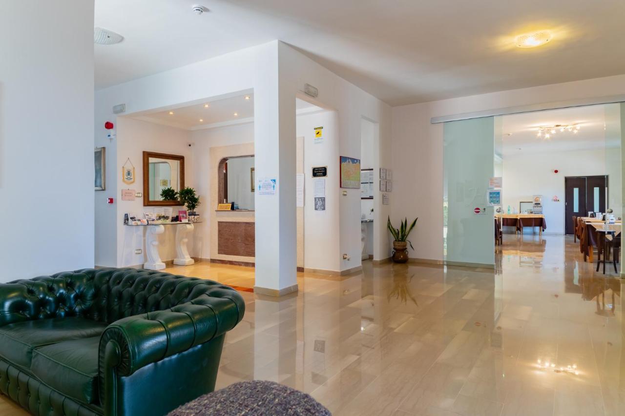 Riviera 3* Trani
