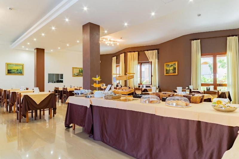Riviera 3*